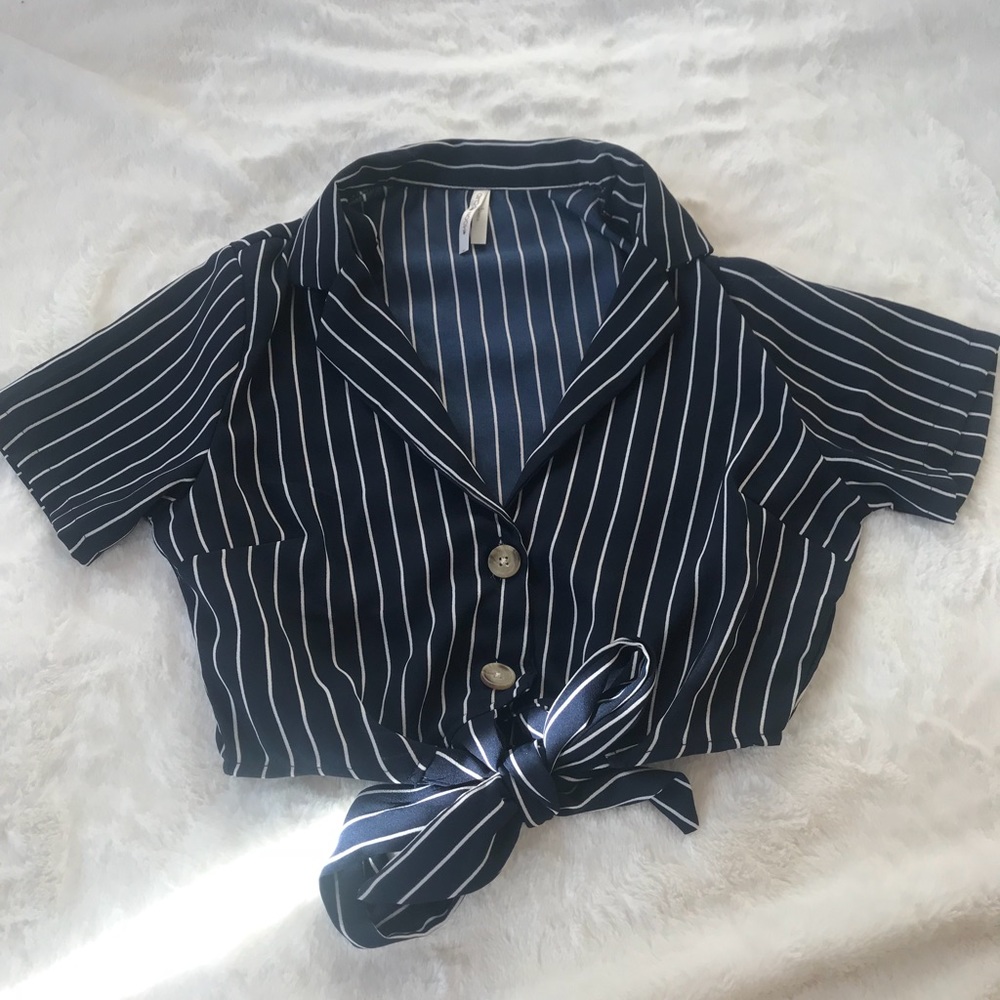 Moon Orchid crop tie top